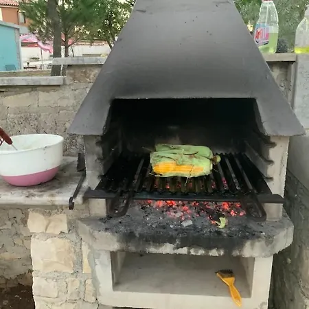 Majmajola * Vodnjan